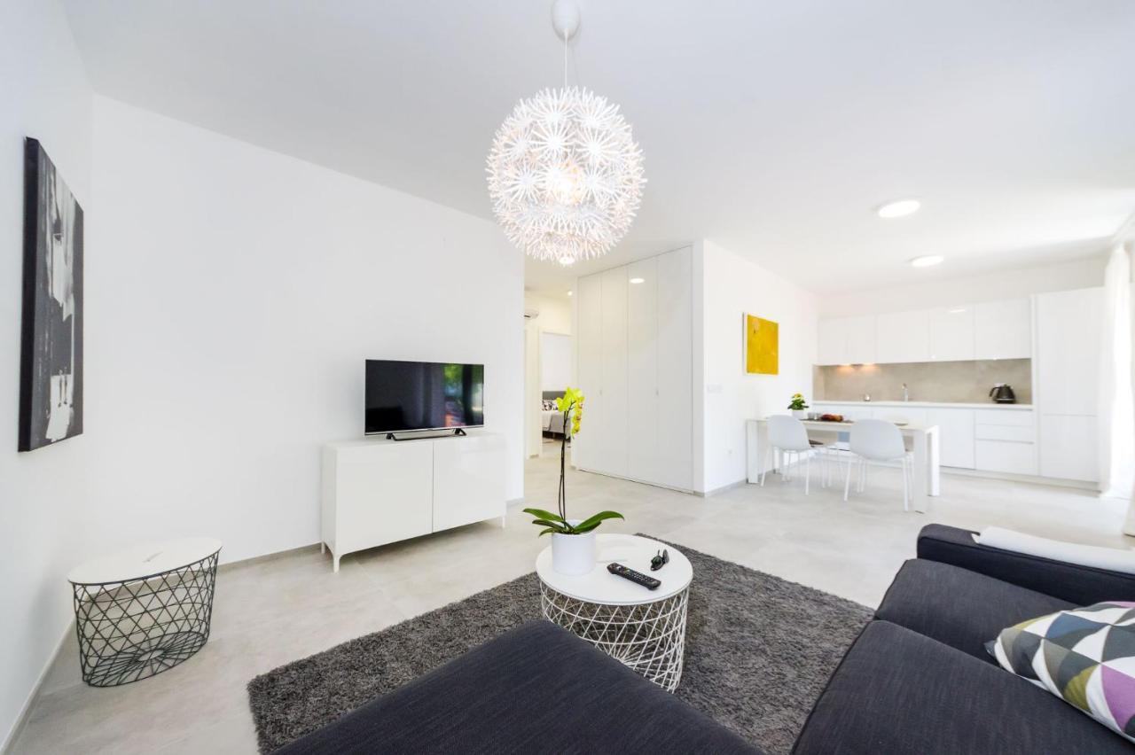 ביבינייה D. Marine Apartments מראה חיצוני תמונה