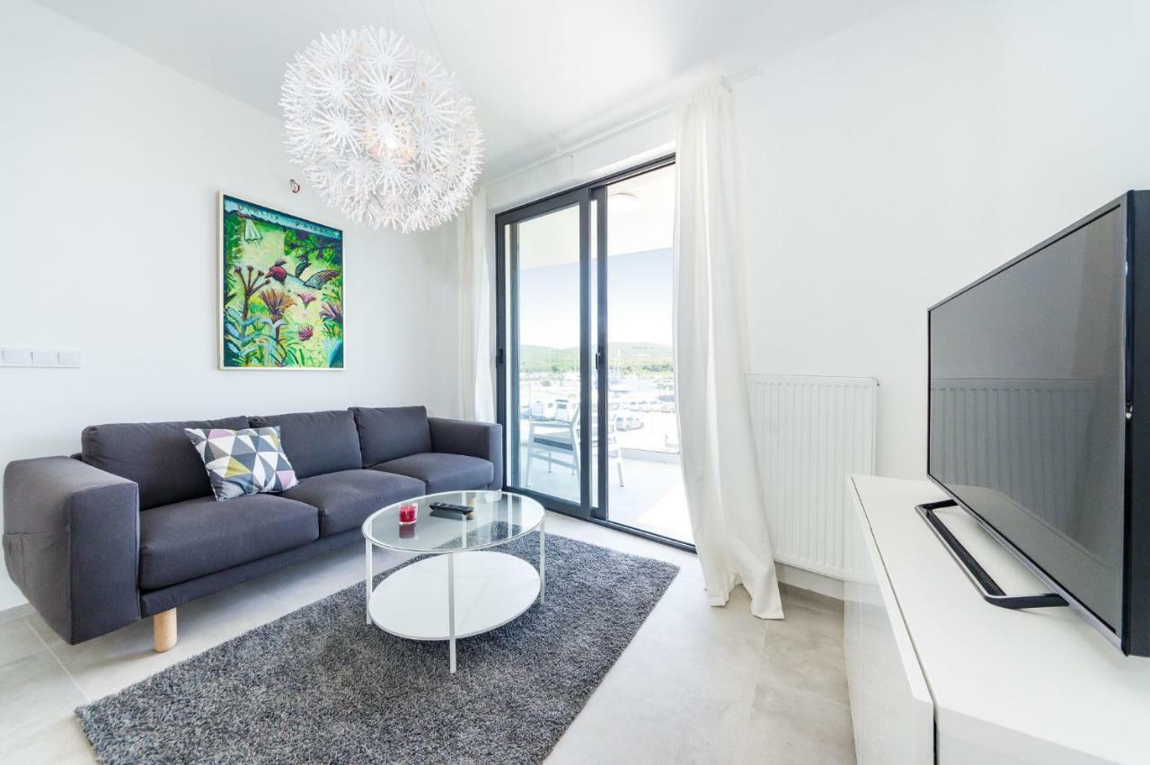 ביבינייה D. Marine Apartments מראה חיצוני תמונה